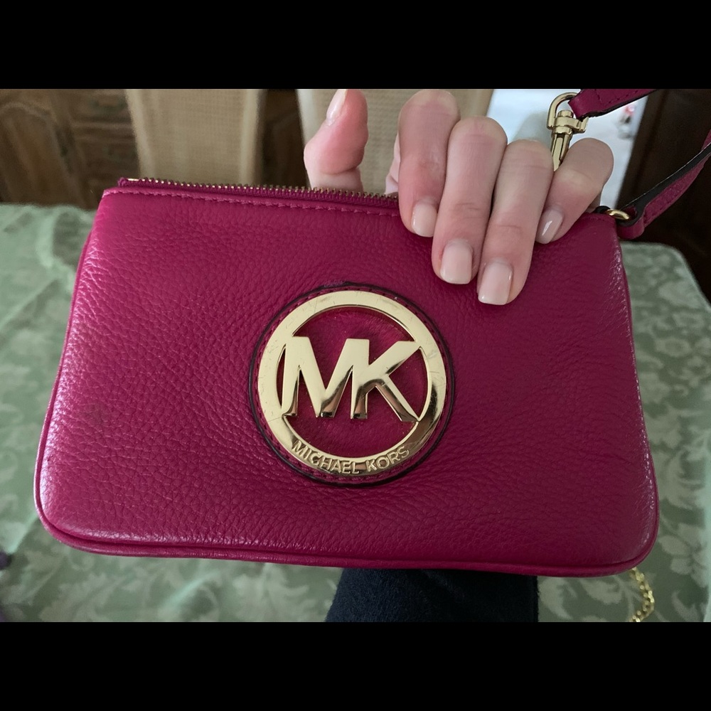 Michael Kors wristlet